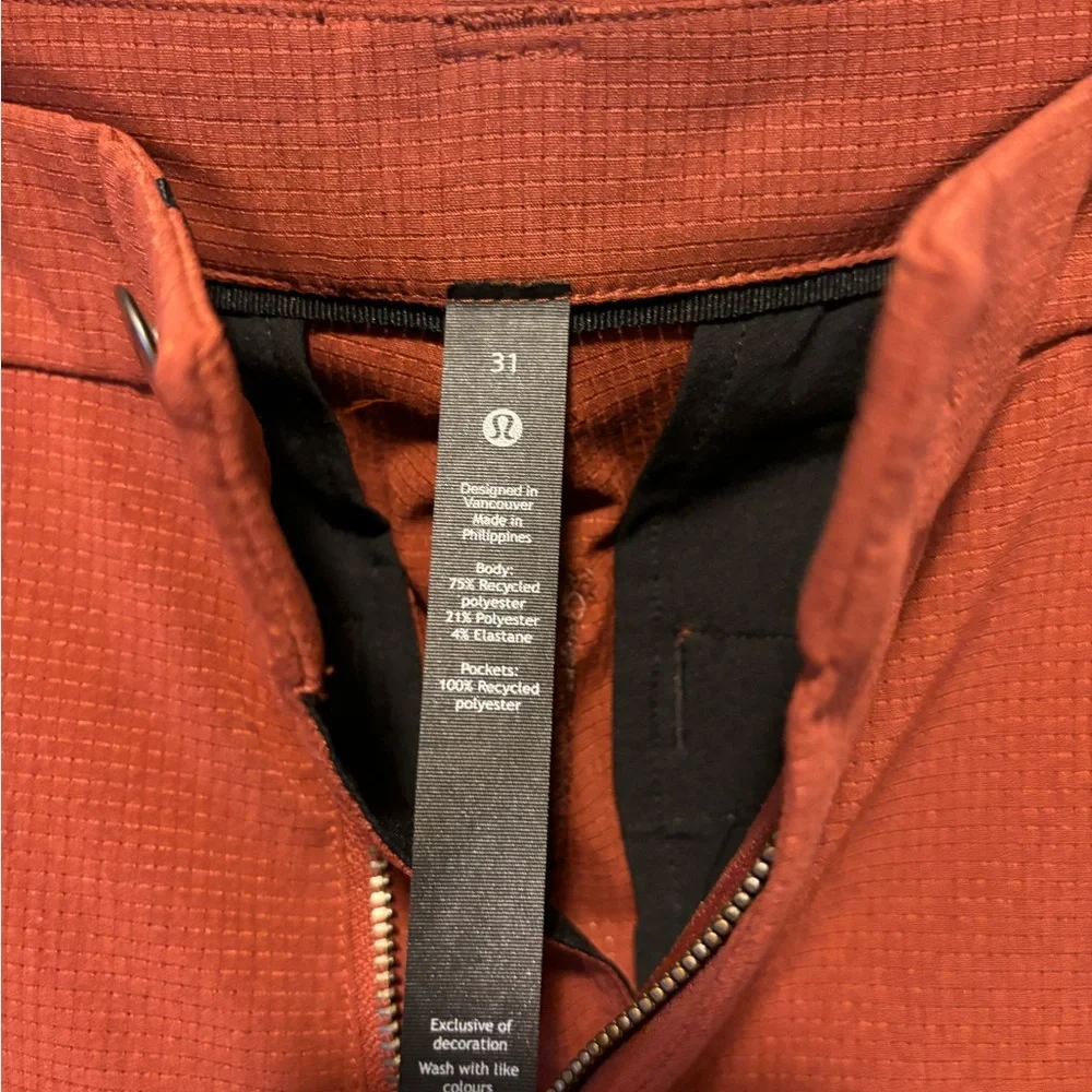 USED Lululemon Men’s “Commission” Short 7” Inseam (31) *VENTLIGHT*_5